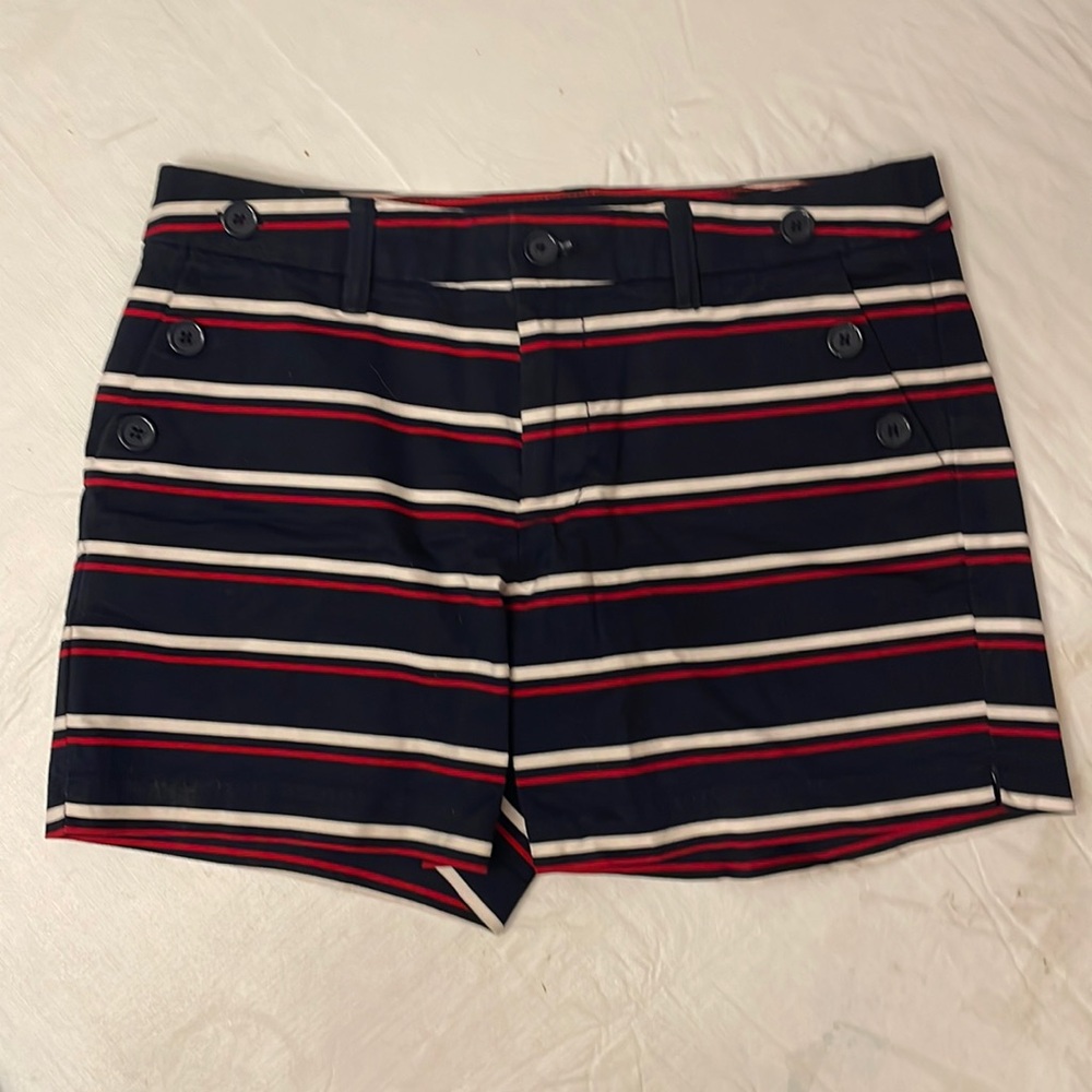 Tommy Hilfiger shorts. Size 4. Only worn once